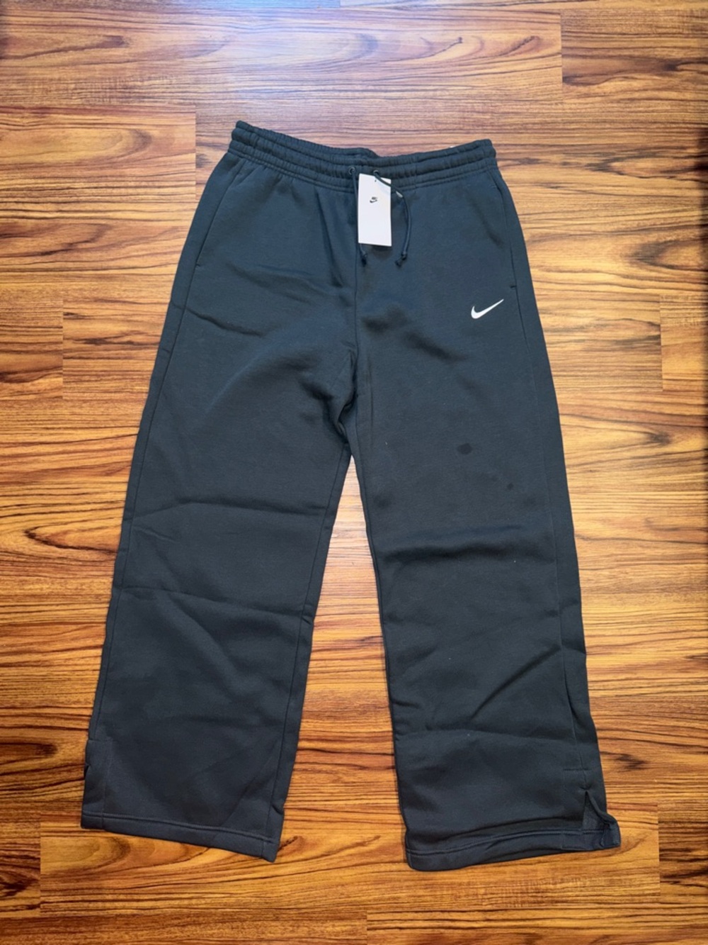Nike Women’s Kids Fleece Joggers with White Swoosh